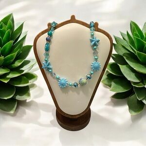 🏖️Blue Glass Beaded Necklace with Starfish Accents